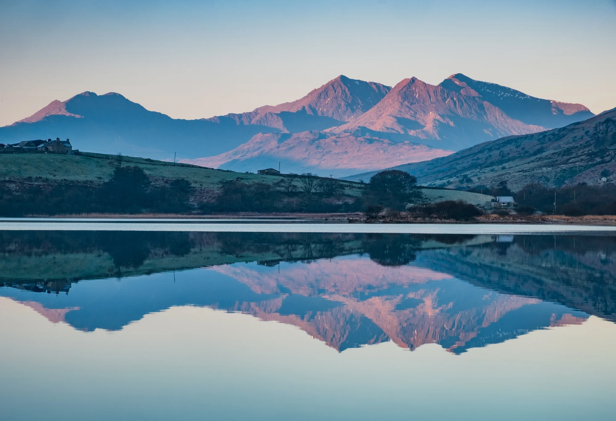 170126 First Light On Snowdon 2.jpg