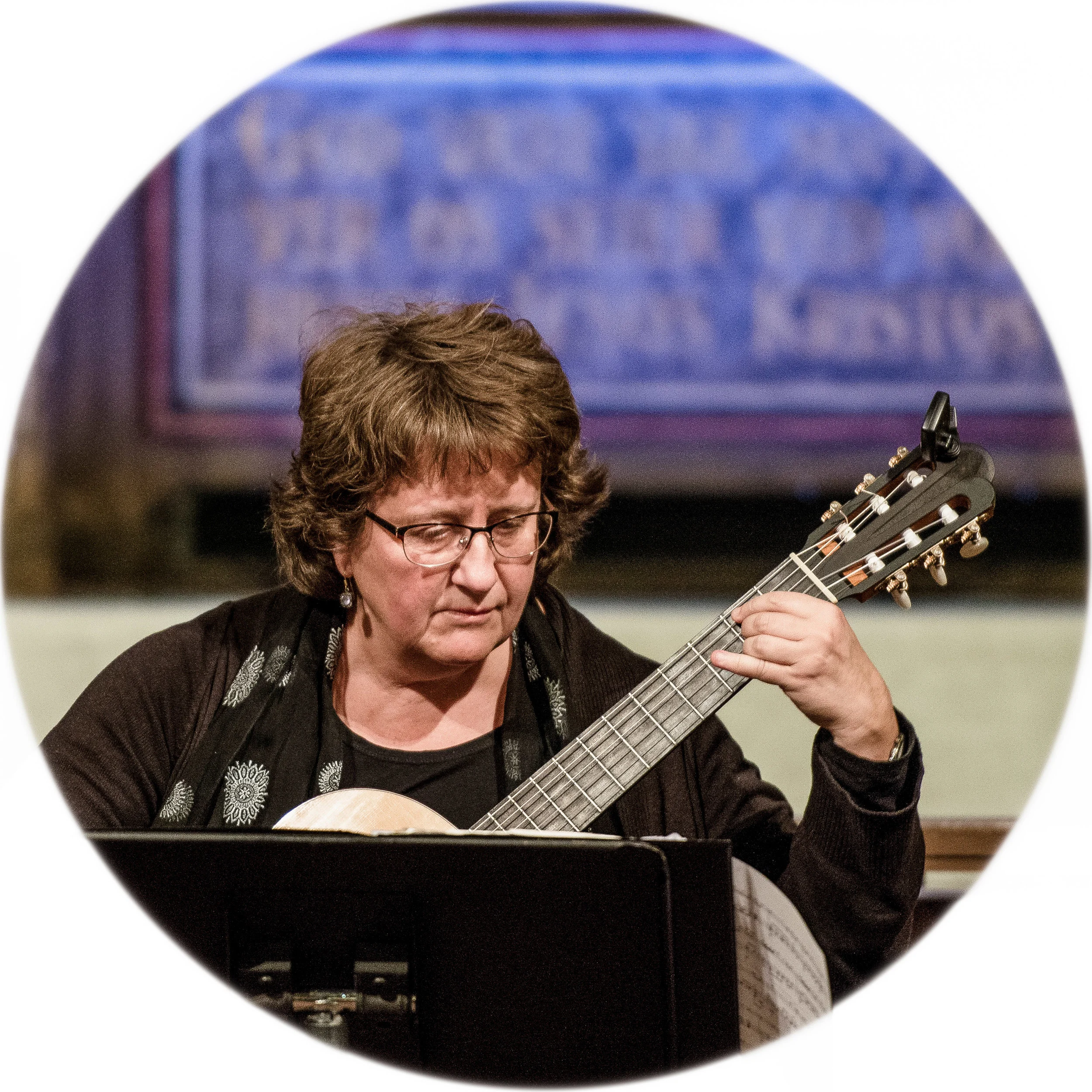 Ulla Käll - gitar