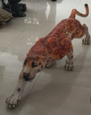 Cheetah 22" x 82" x 21.5"