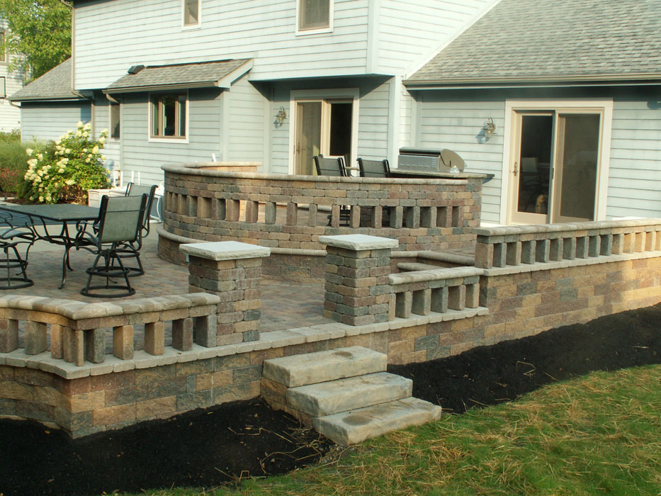 Schroeder Custom Walls and Patio