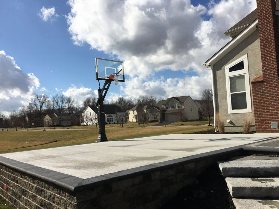 Bullnose Versa Lock Retaining Wall