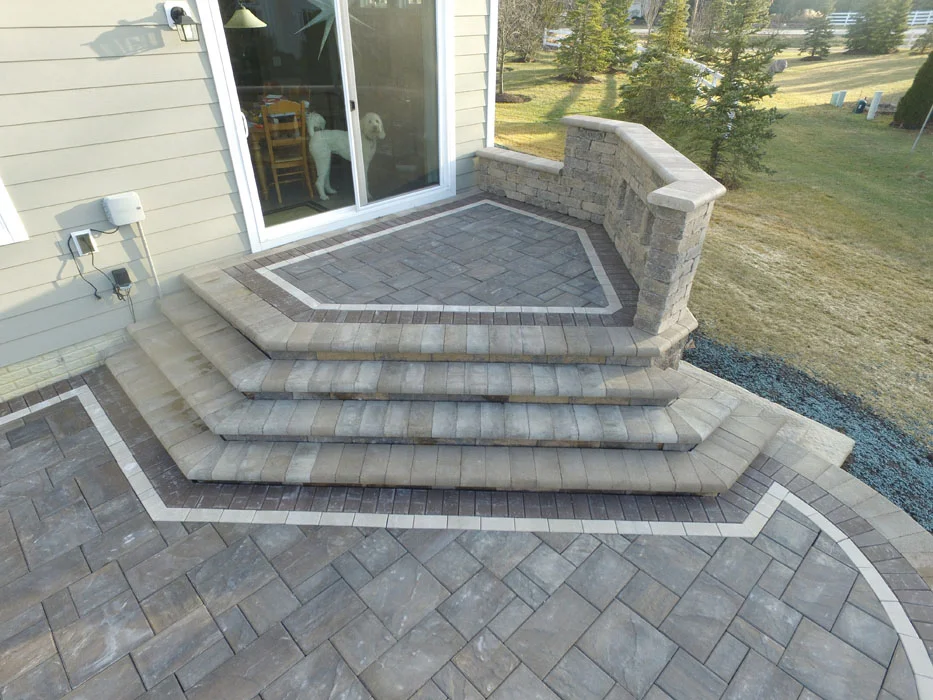 Ledyard Grill Station Steps