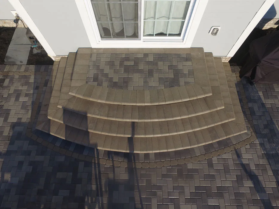 Somerlot 3 Directional Curved Face Steps