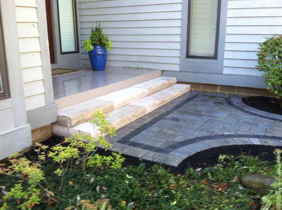Lippold Front Steps