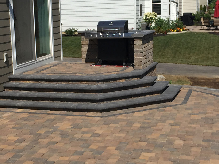 Cramm Upper Level Grilling Station Steps