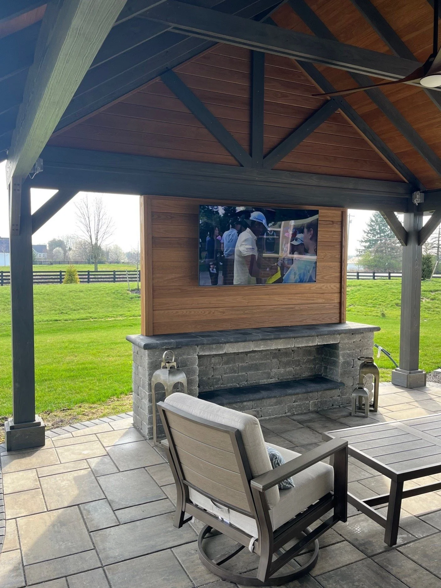 Mattingly 2026 Jerome 16'x16' Gable with Partial Media Wall