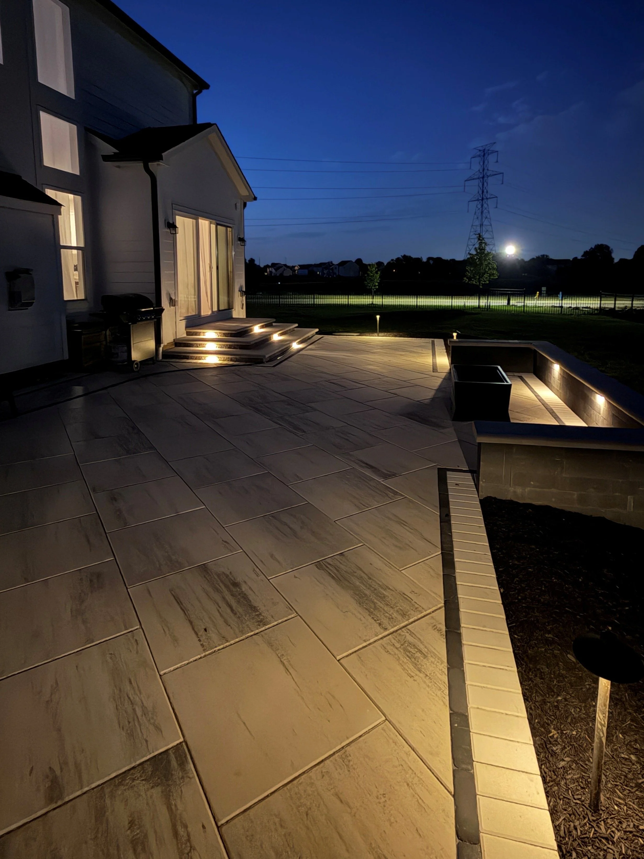 Mountain Hilliard Outdoor Lighting