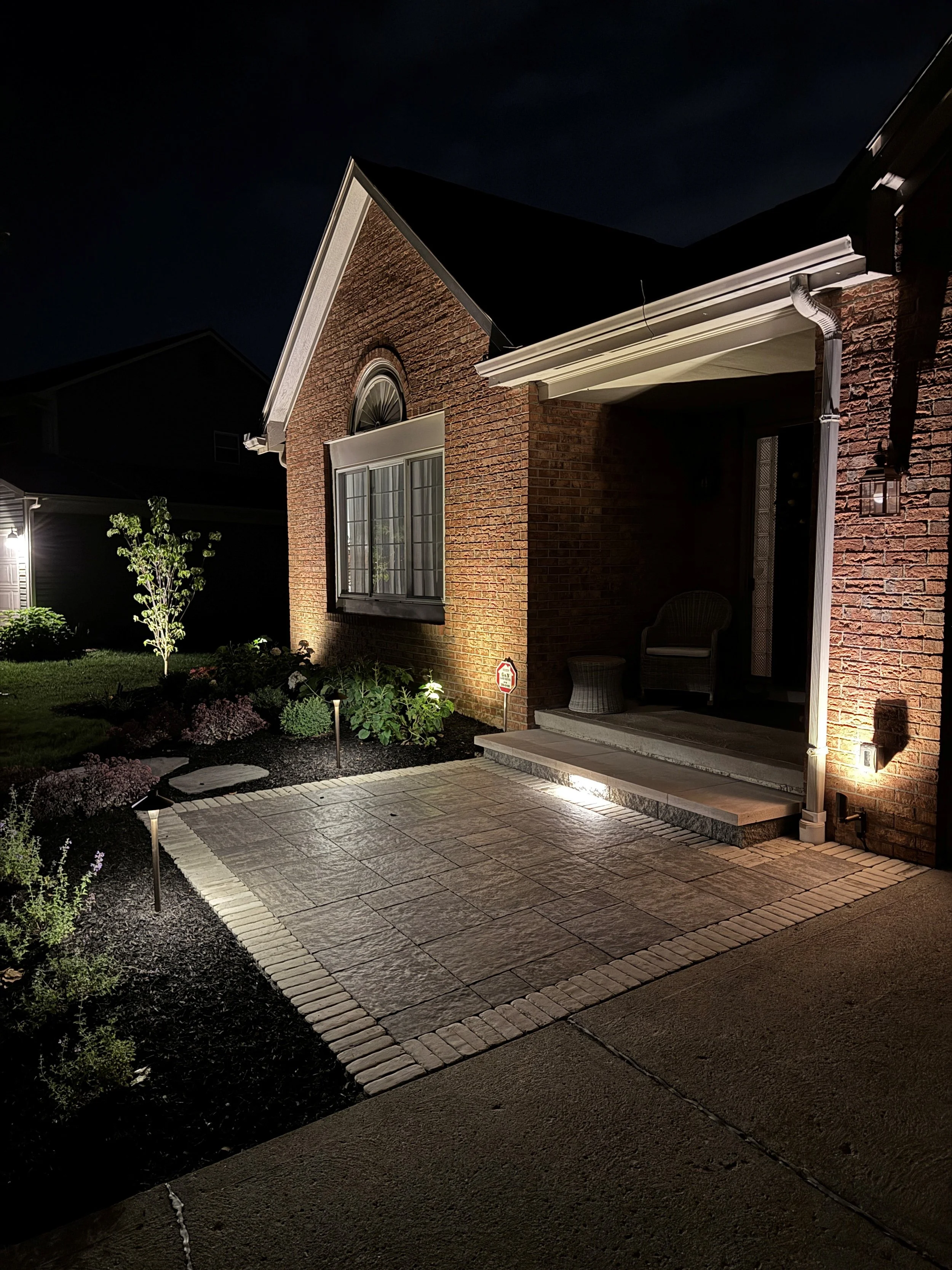 D'Augustino Front Entry Lighting