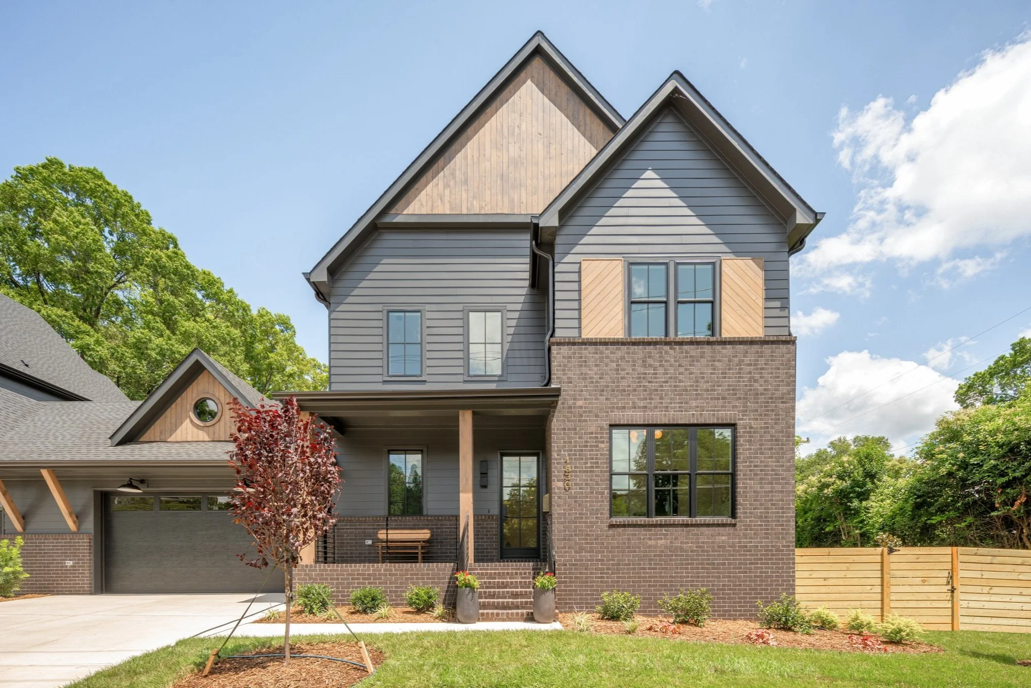 1830 Commodore-2.jpg