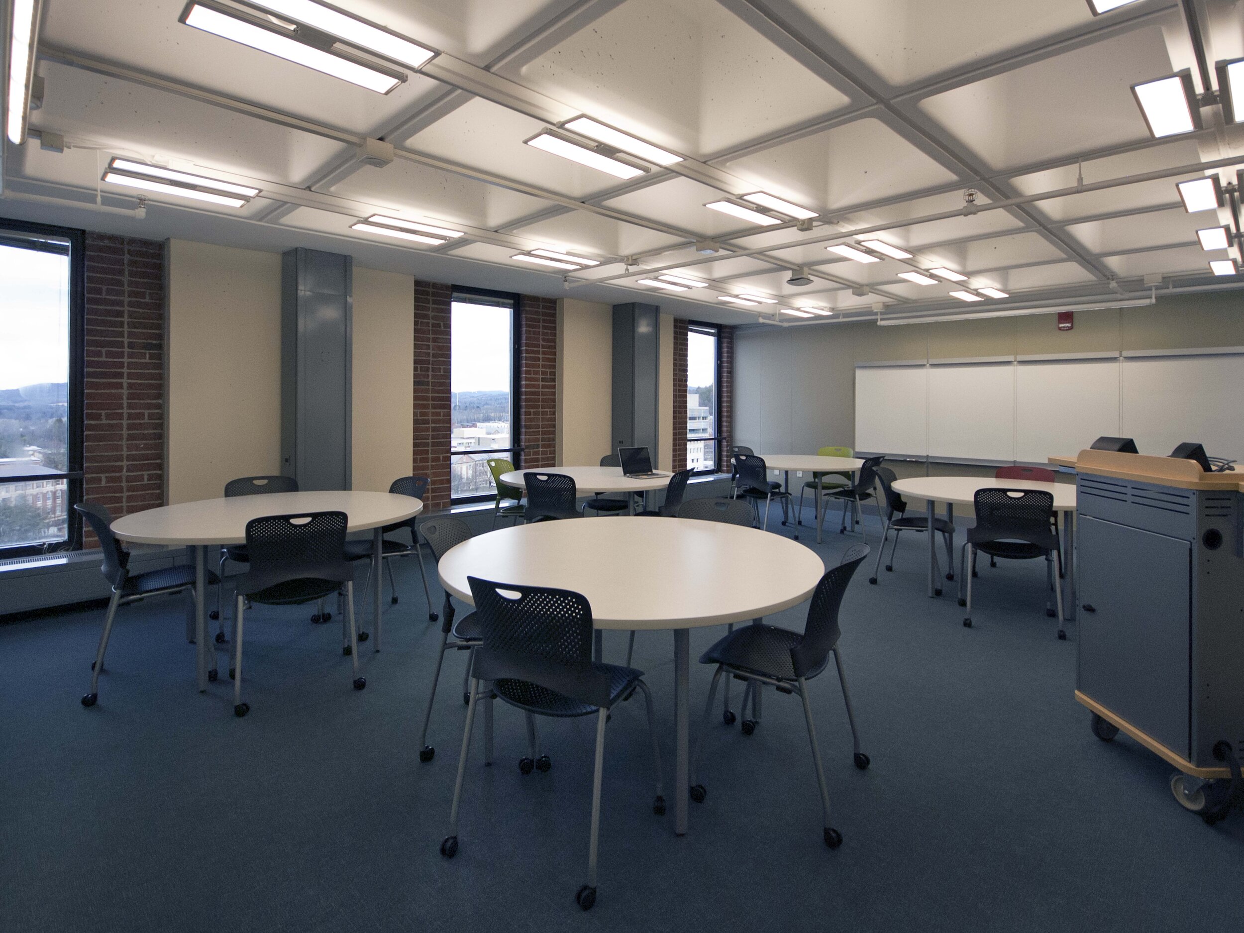 DuBois Library Classroom 1.jpg