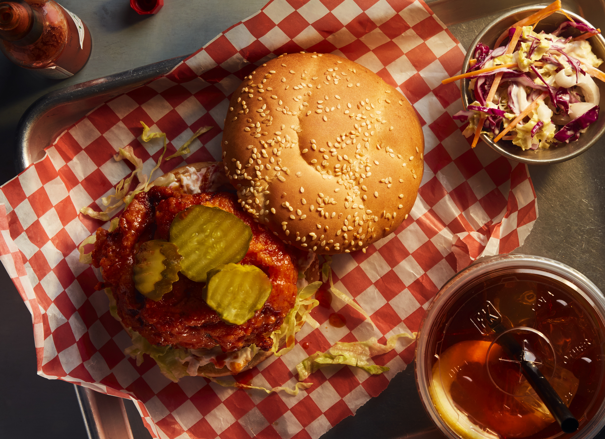 MAPLEHURST_TOPSLICEROLL_SPICEDTUNAPOKESALADSANDWICH_138.jpg