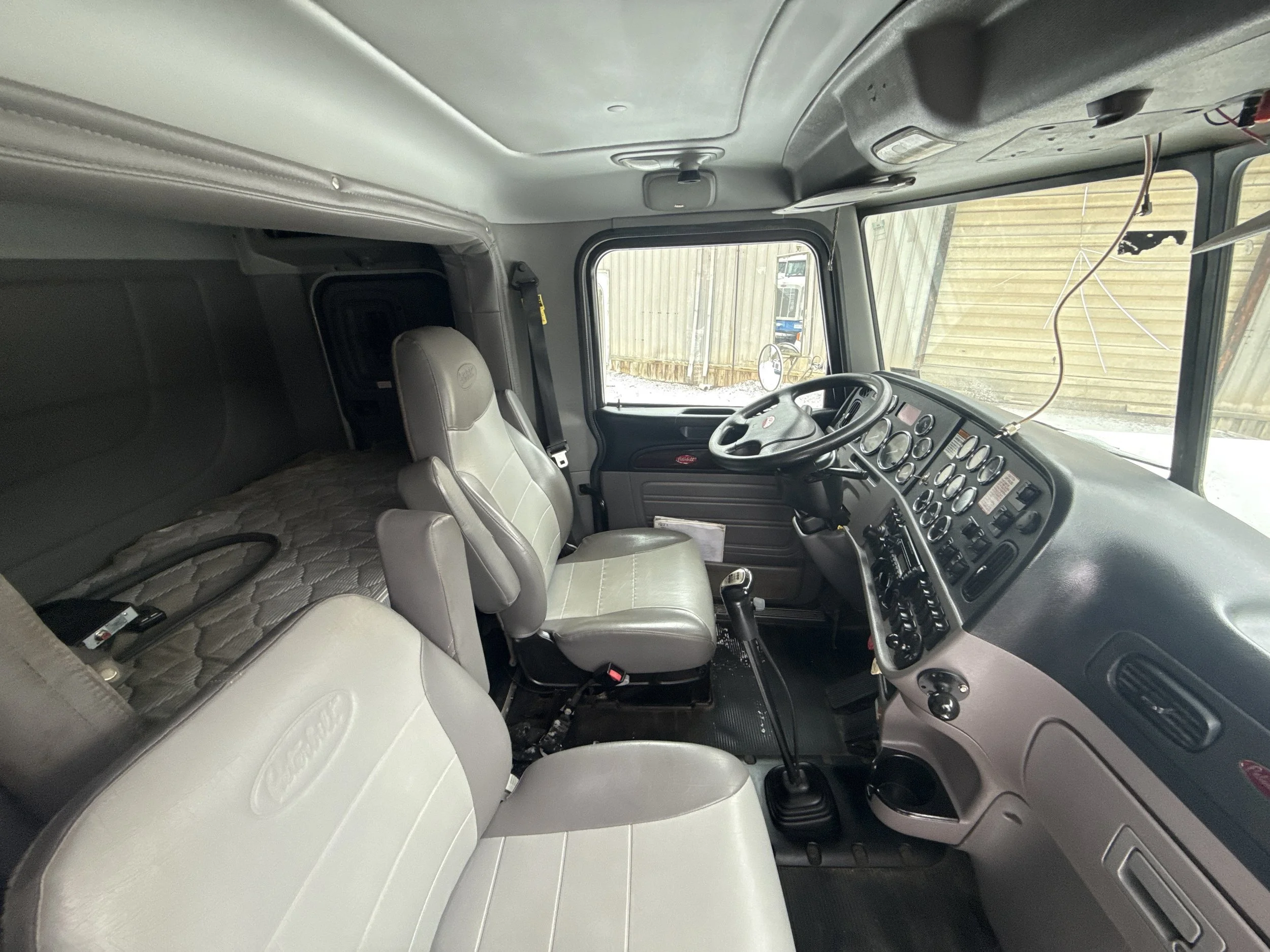 Curbside Cab View.jpg