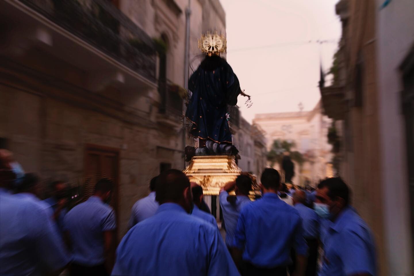 Buon Ferragosto a tutti! Martano Puglia photographed last year. 

Photographs taken last year in Salento Puglia on August 15th the festival of Ascension, the procession of the Madonna, all images by Alexander Ingham Brooke. 

01 Martano town processi