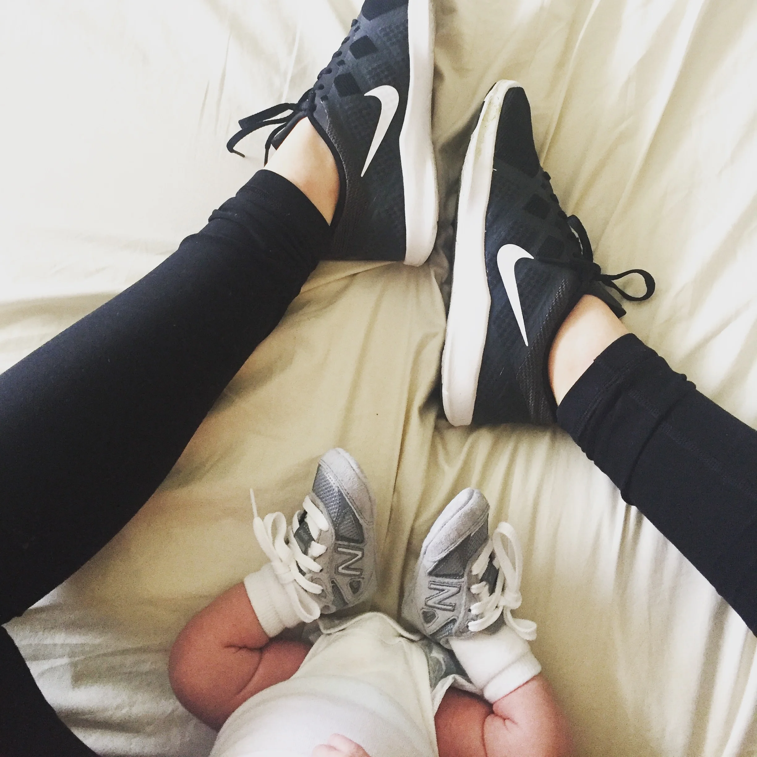 ^^ New Balance sent us their line of newborn shoes and I'm dyiiiing over here!