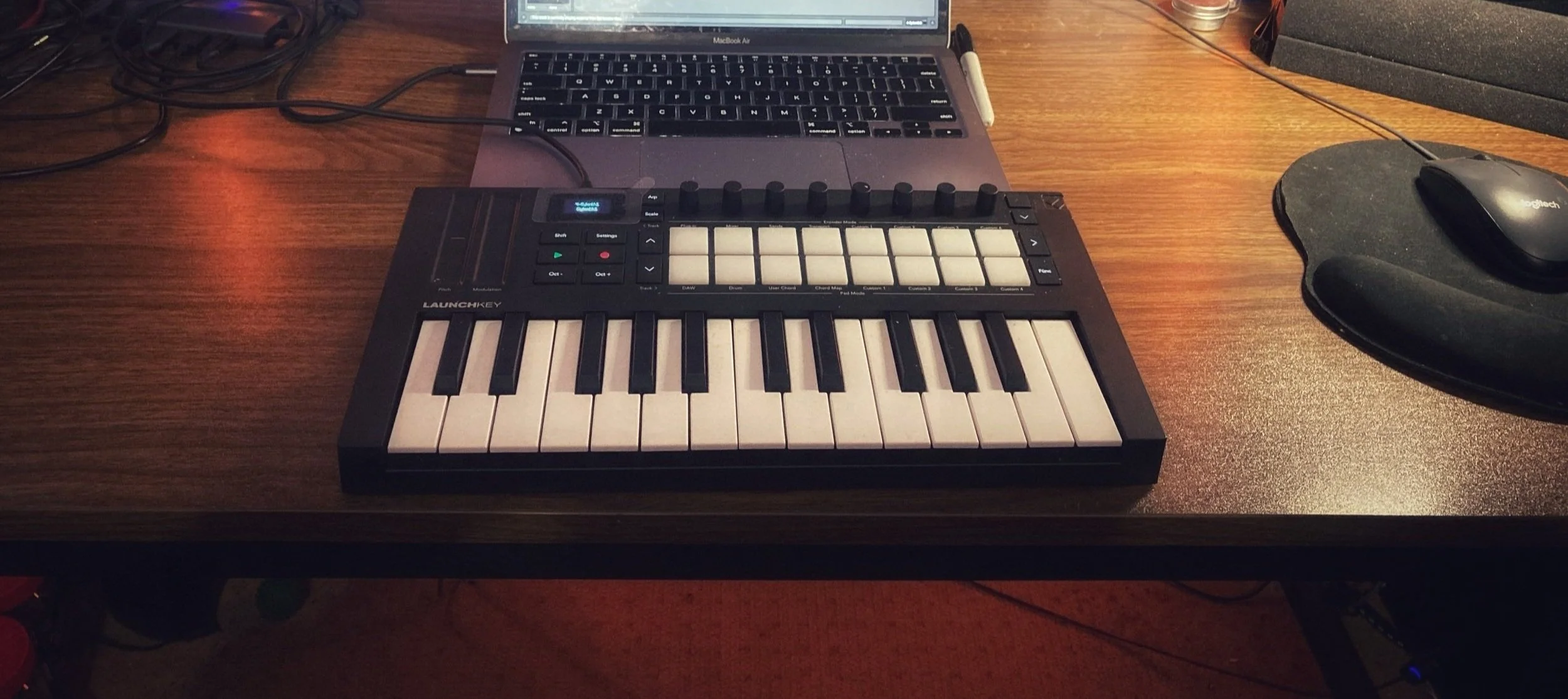 Novation Launchkey Mini MK4: The Ultimate MIDI Controller for Ableton?
