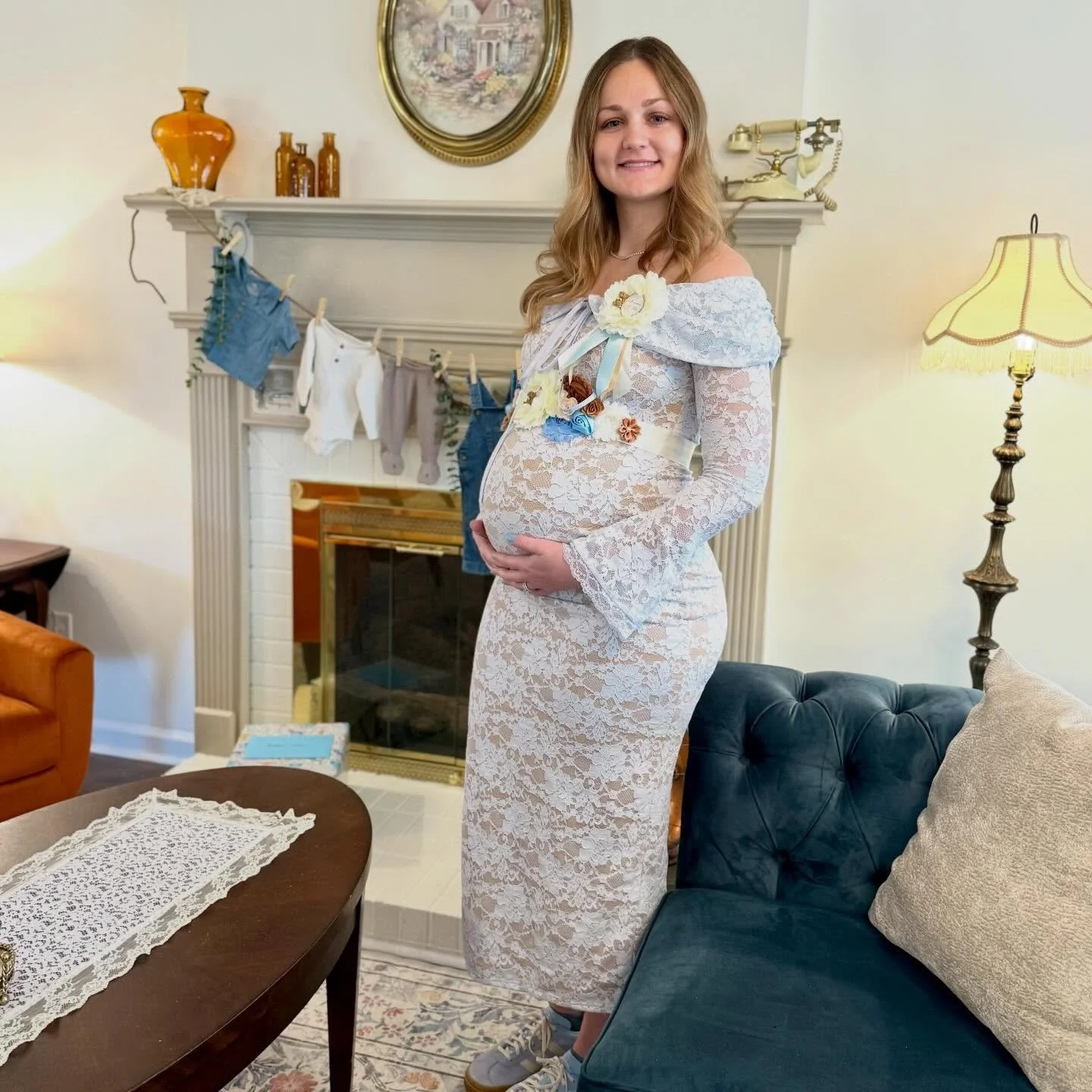 What an honor to celebrate "A Baby is Brewing" at @amitycreekfarms' Manor House! Thanks for trusting us. Wishing the beautiful momma and baby boy all the love. Caterer @liazzoscatering, Cake/Dessert @madebymadelyn1  #ncweddingvenue #babysho