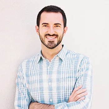 Chris Isham Headshot.jpg