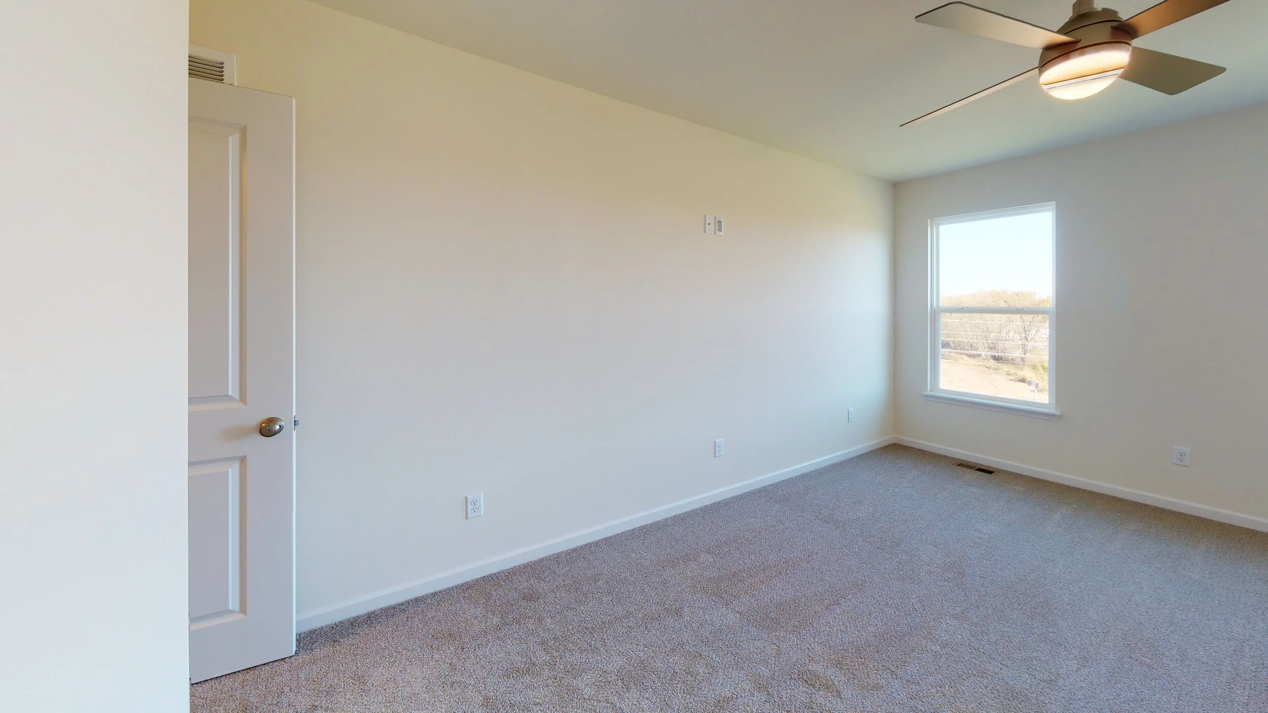 Monterey-II-Unfurnished(3).jpg