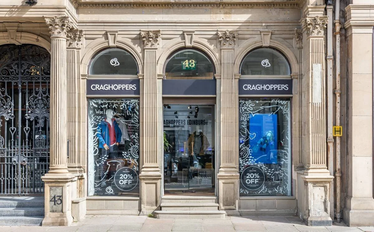 Live window illustration for Craghoppers to celebrate World Oceans Day 