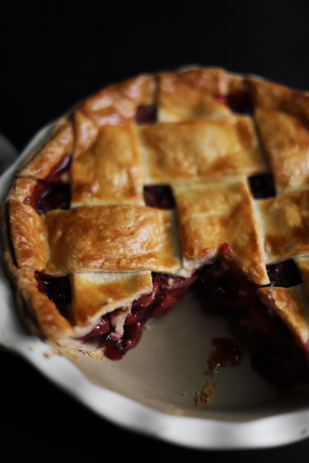 strawberry sumac pie