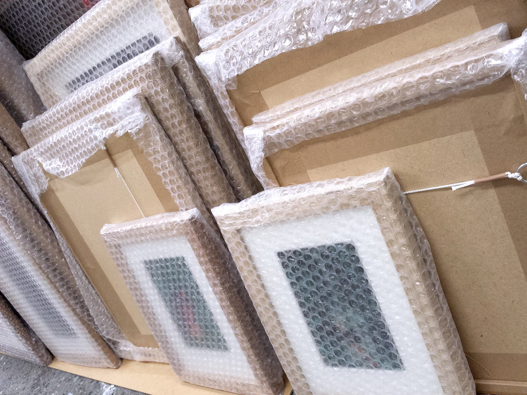 edge2edgebristol.framesshipment.web.jpg