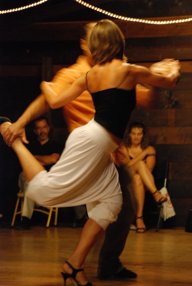 Salseek: Tango Under the Tuscan Sun