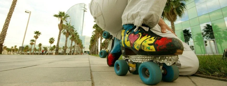 Untapped Cities Travel: Roller Dancer Barcelona