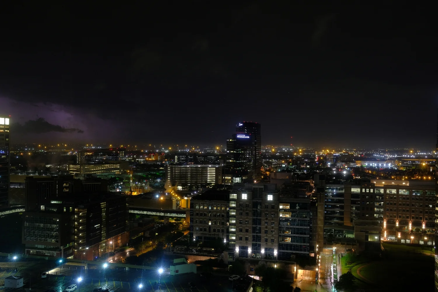 City light and the sky Fight