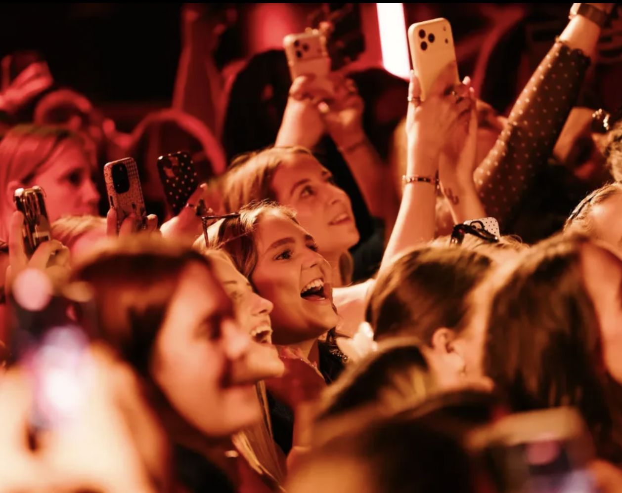 NIALL HORAN 5.png