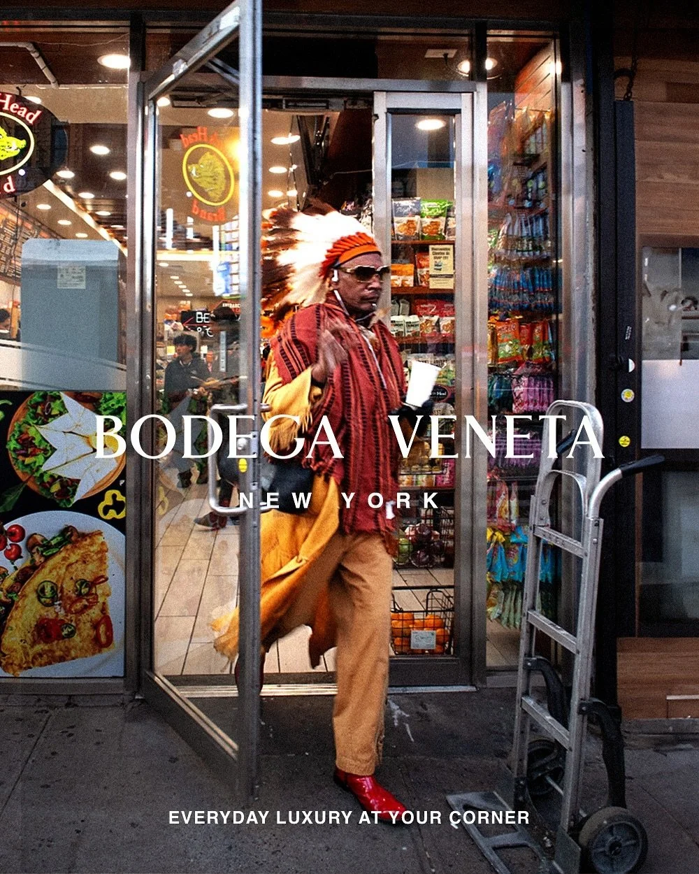 Hamptons Fresh Deli, 217 1st Ave, New York

Strawberry Oatmeal
$3.99

Warm, creamy oatmeal layered with a drizzle of honey and topped with fresh strawberries. A sweet and hearty start to your day.

	&bull;	Height: 2&rdquo;
	&bull;	Width: 5&rdquo;
	&b