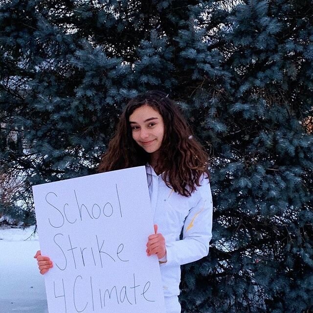 Huge shout out to 16-year old climate activist Isabella Fallahi today! 🌟🌟🌟Raised in Indiana, she is a state organizer for @usclimatestrike and the communications director of @thisiszerohour. Taking the mic at national protests, @isabellafallahi ha