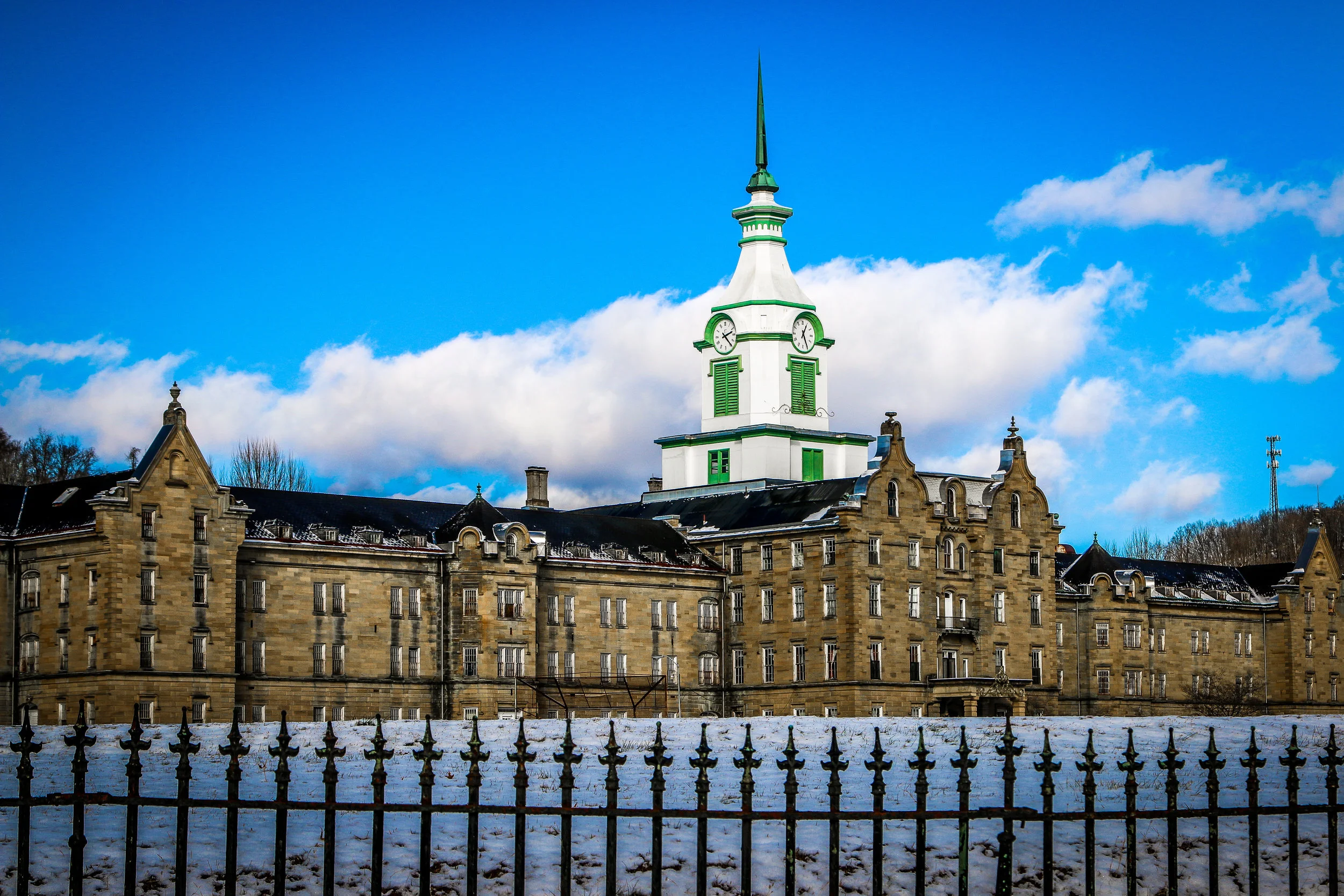 Snapshots - Capitols, Courthouses and Institution of West Virginia