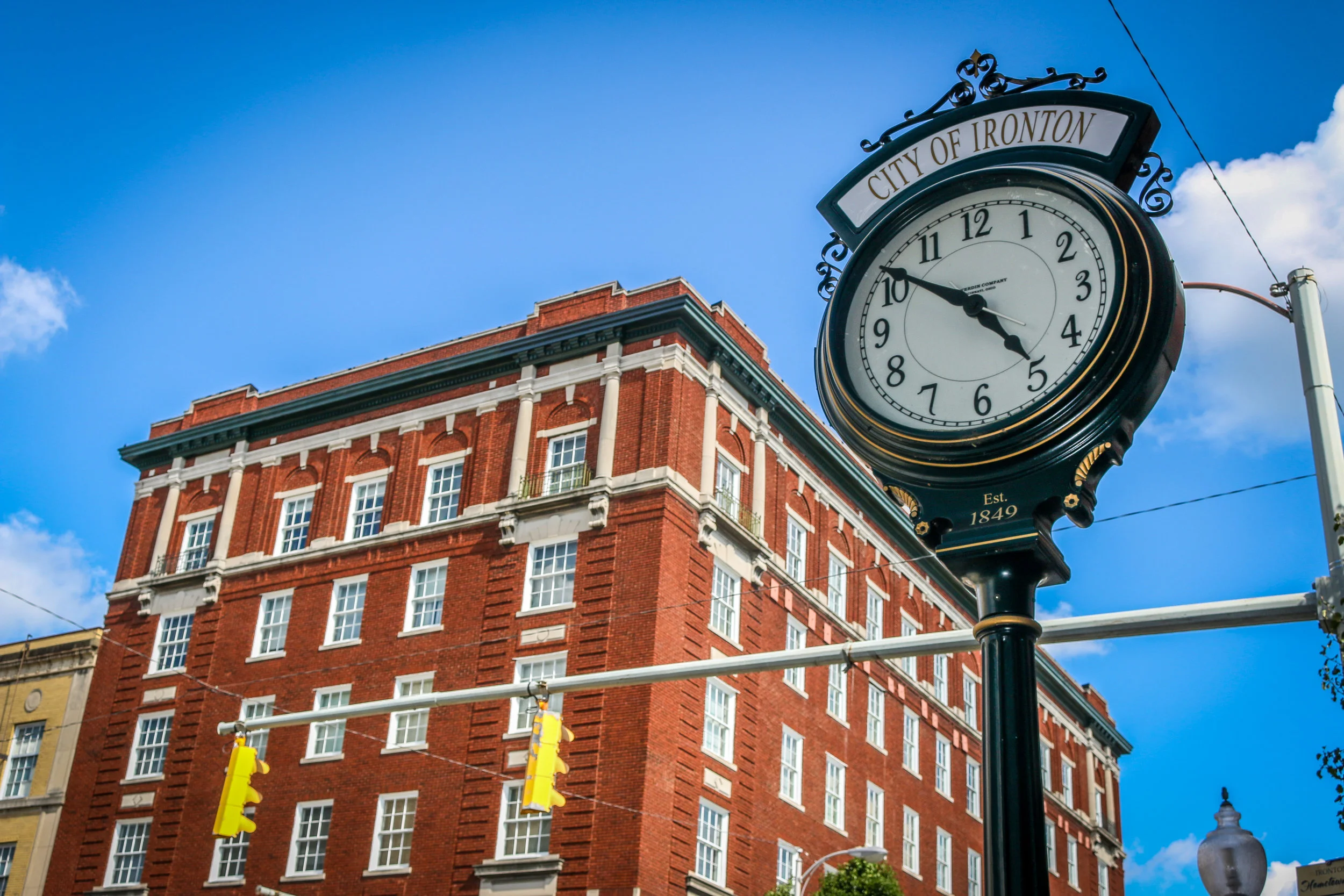 Snapshots: Faded Glory in Ironton