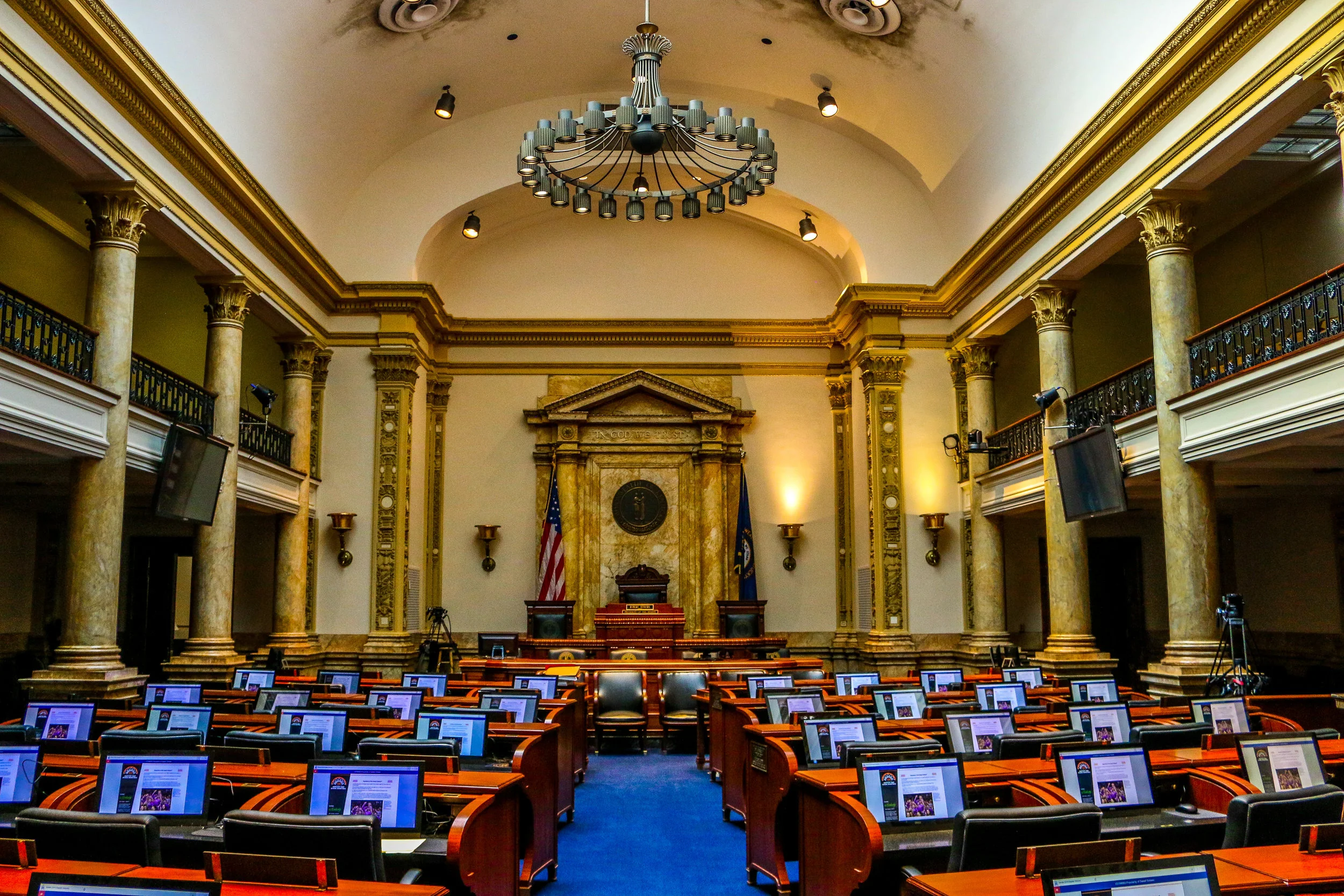 Kentucky State Capitol Building — Miles 2 Go