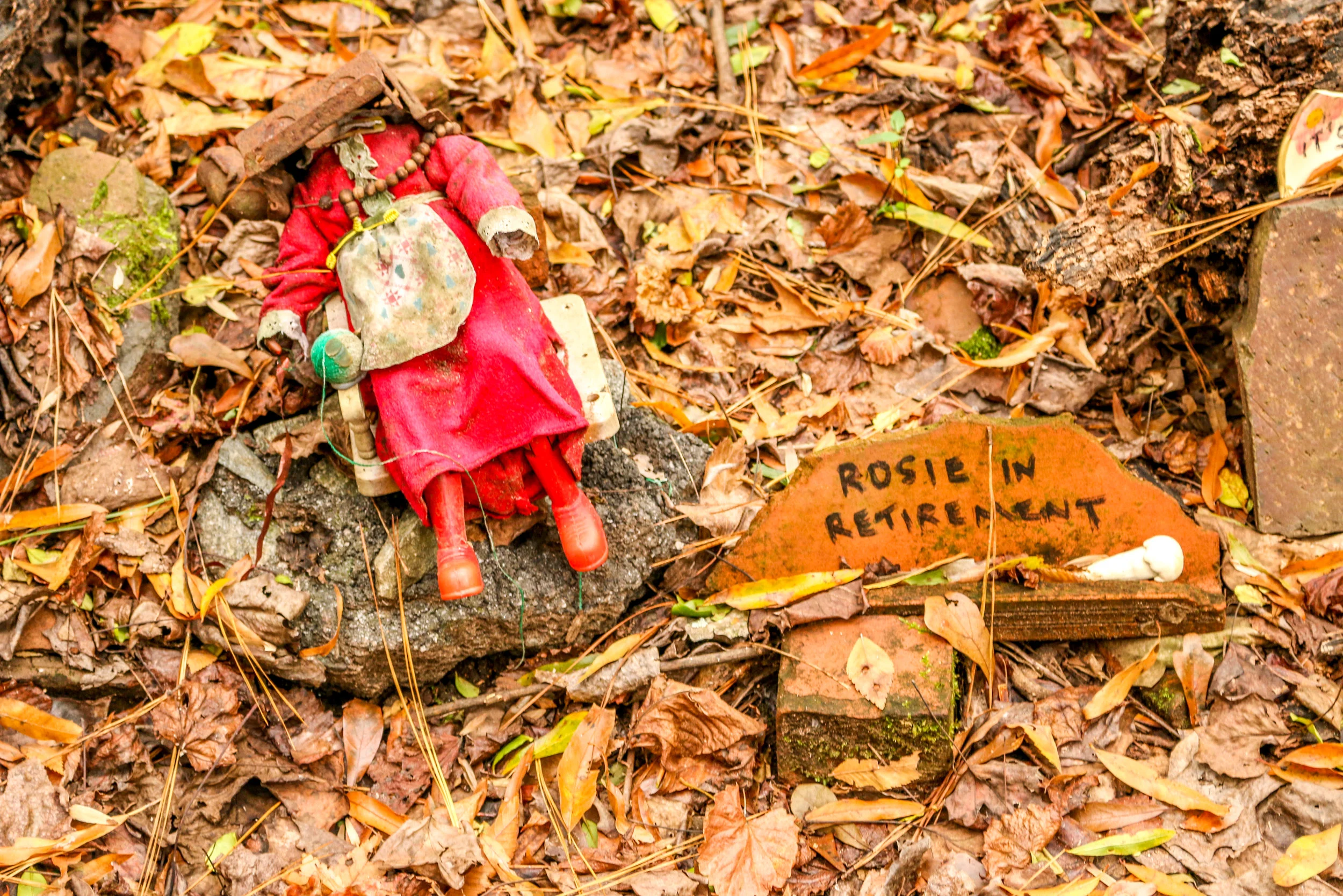Atlanta's Creepy Doll's Head Trail — Miles 2 Go