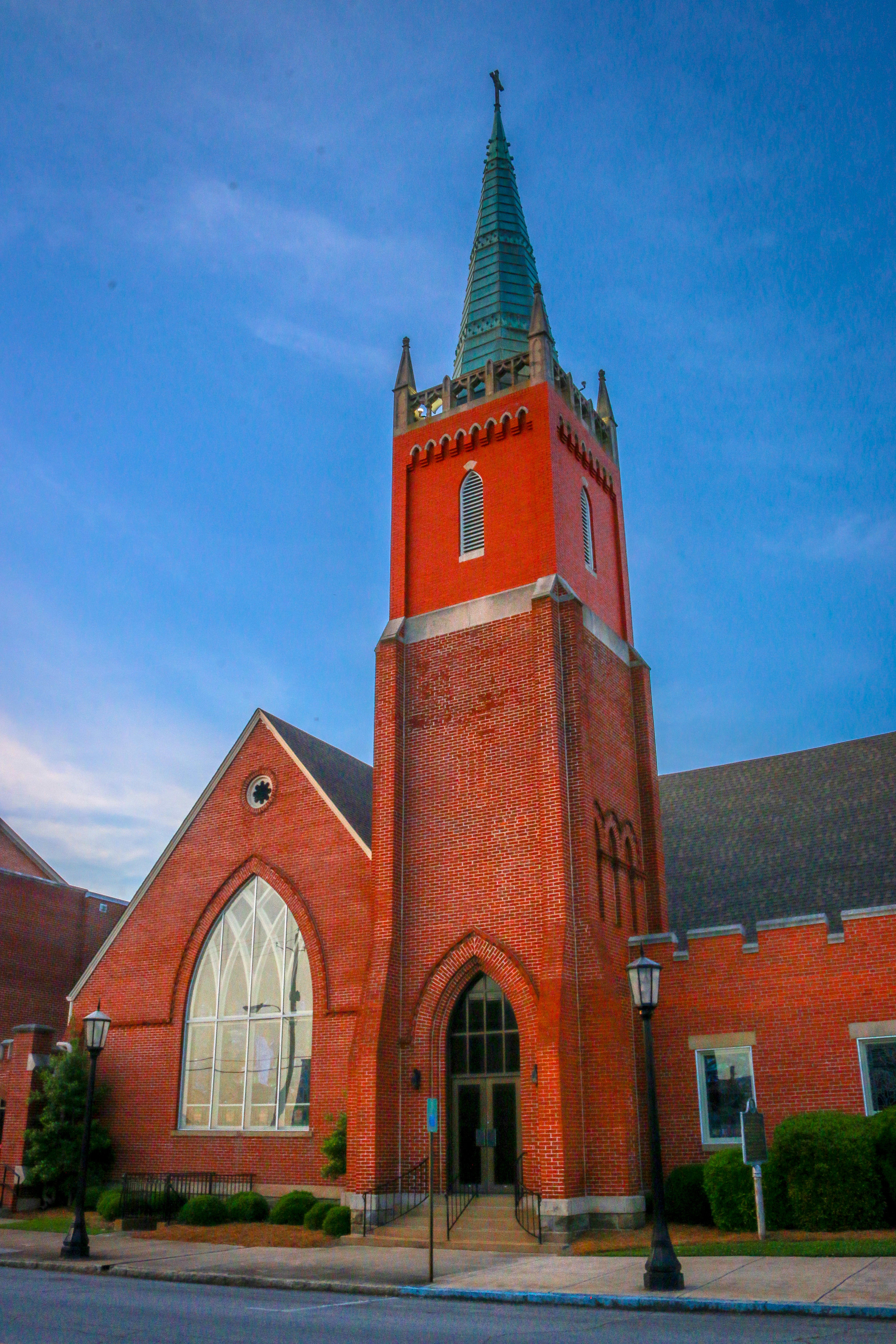 Snapshots Gadsden, Alabama's City of Champions — Miles 2 Go