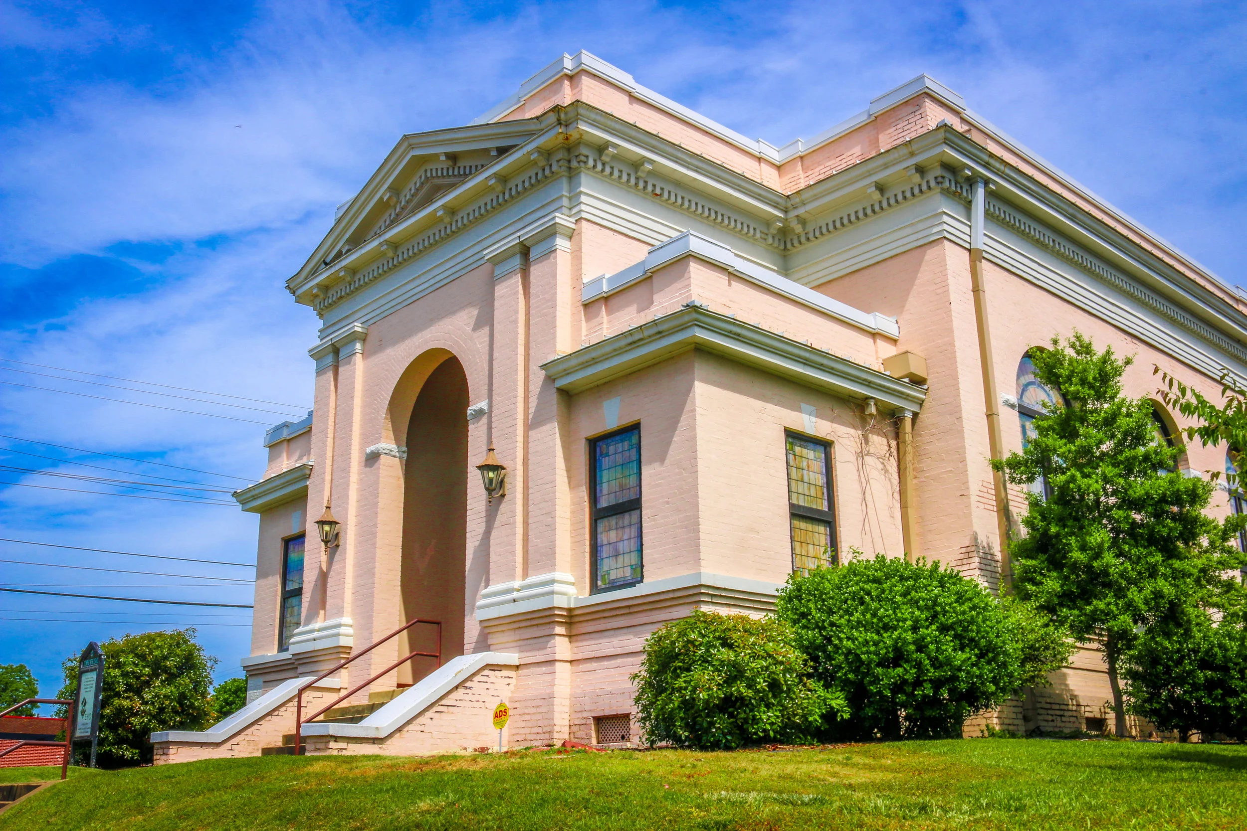 Snapshots Gadsden, Alabama's City of Champions — Miles 2 Go