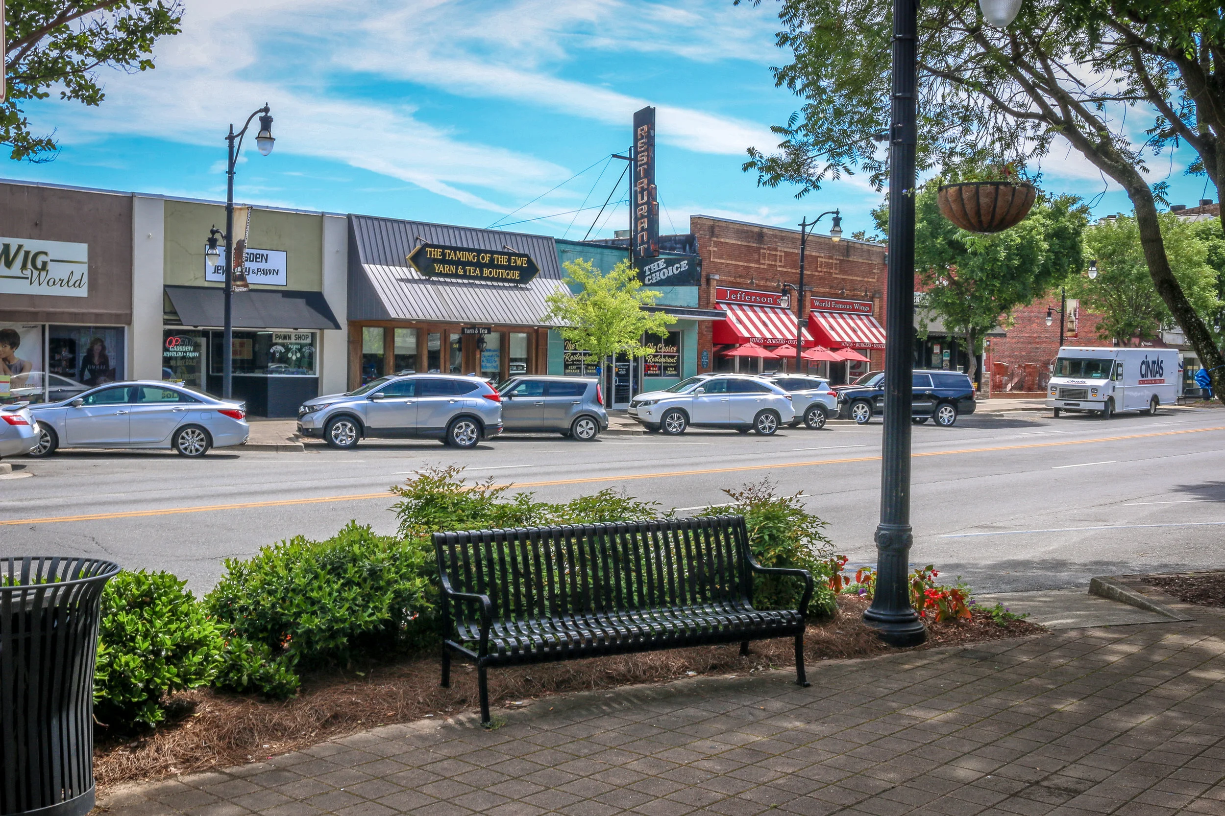 Snapshots Gadsden, Alabama's City of Champions — Miles 2 Go