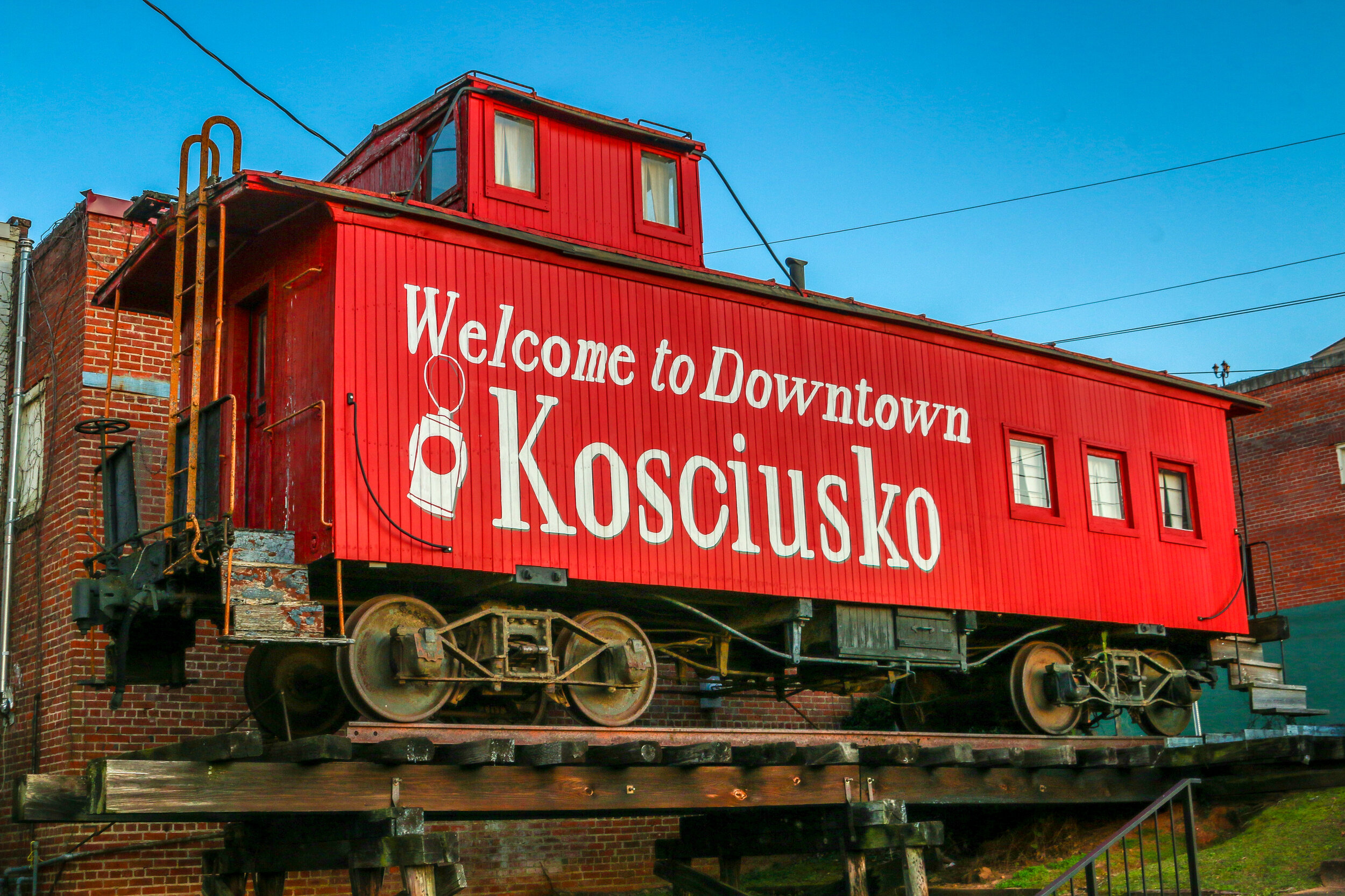 Snapshots Kosciusko The Beehive of the Hills — Miles 2 Go