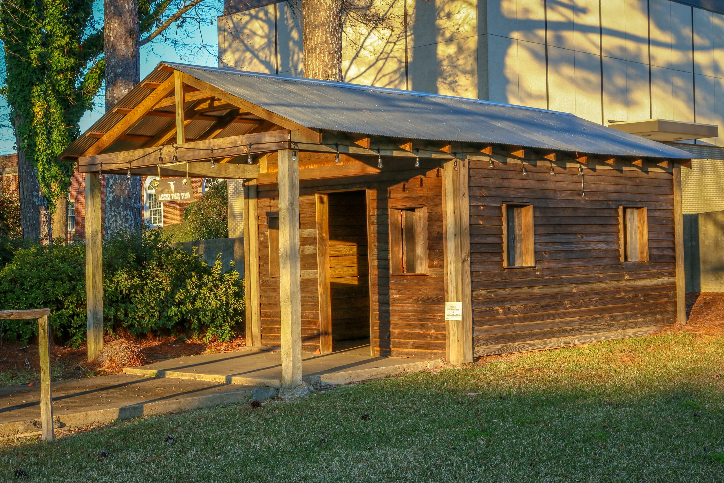 Snapshots Kosciusko The Beehive of the Hills — Miles 2 Go