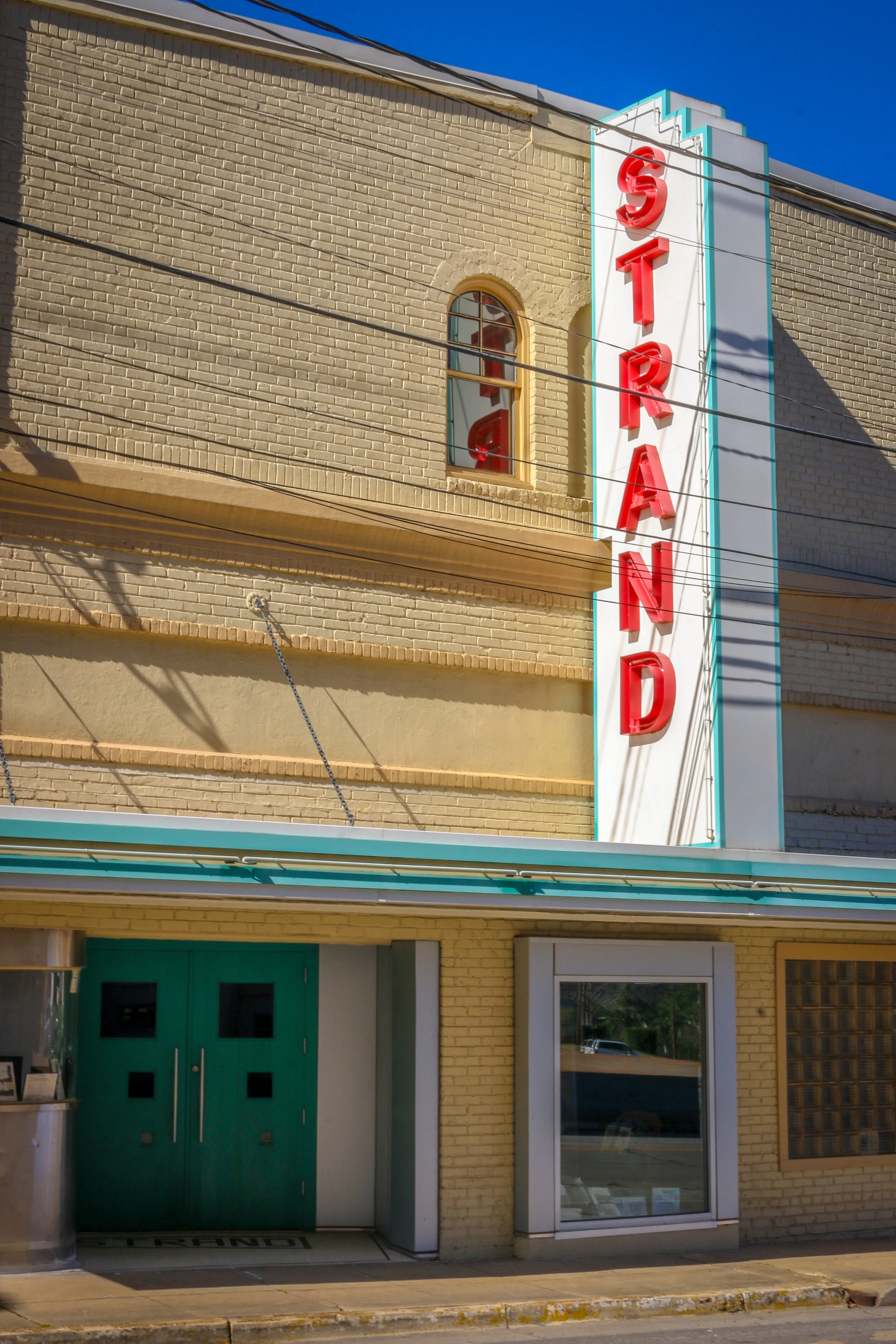 Snapshots Kosciusko The Beehive of the Hills — Miles 2 Go