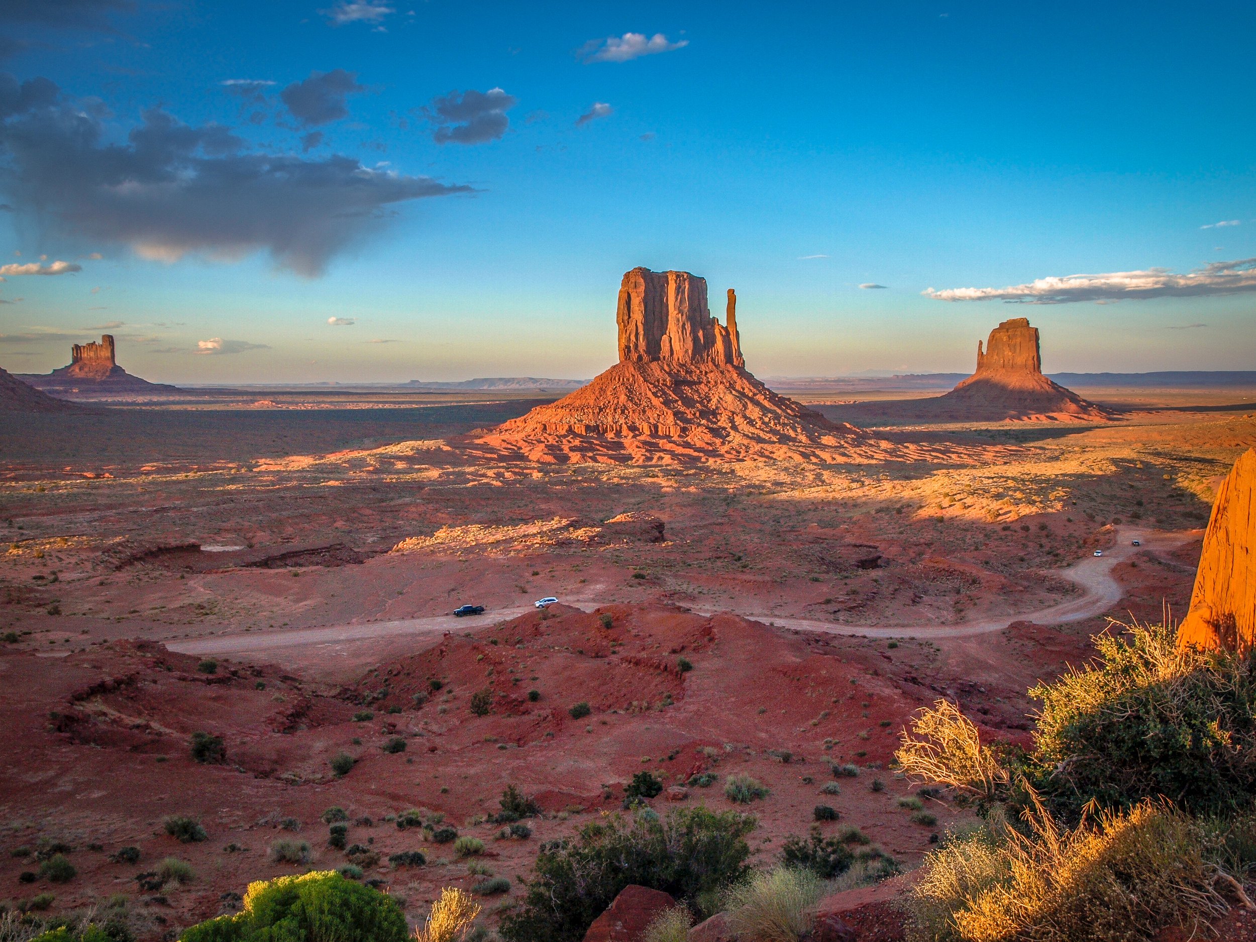 Snapshots: Navajo Country — Miles 2 Go