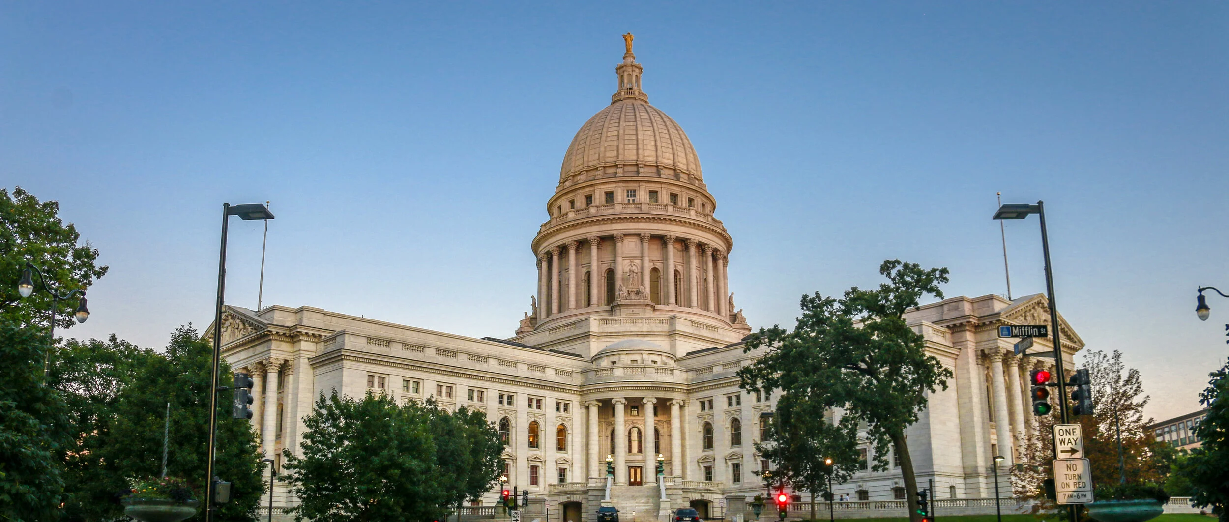 Snapshots: Wisconsin's State Capitol