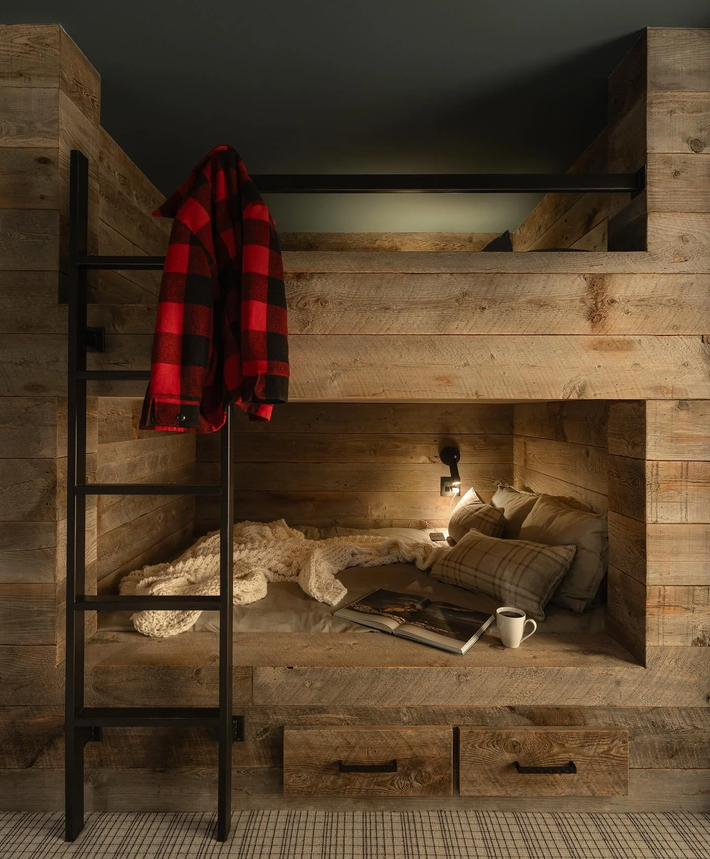Perfecting the art of the perfect bunk bed. #socointeriors #teamsoco #thenicefirm