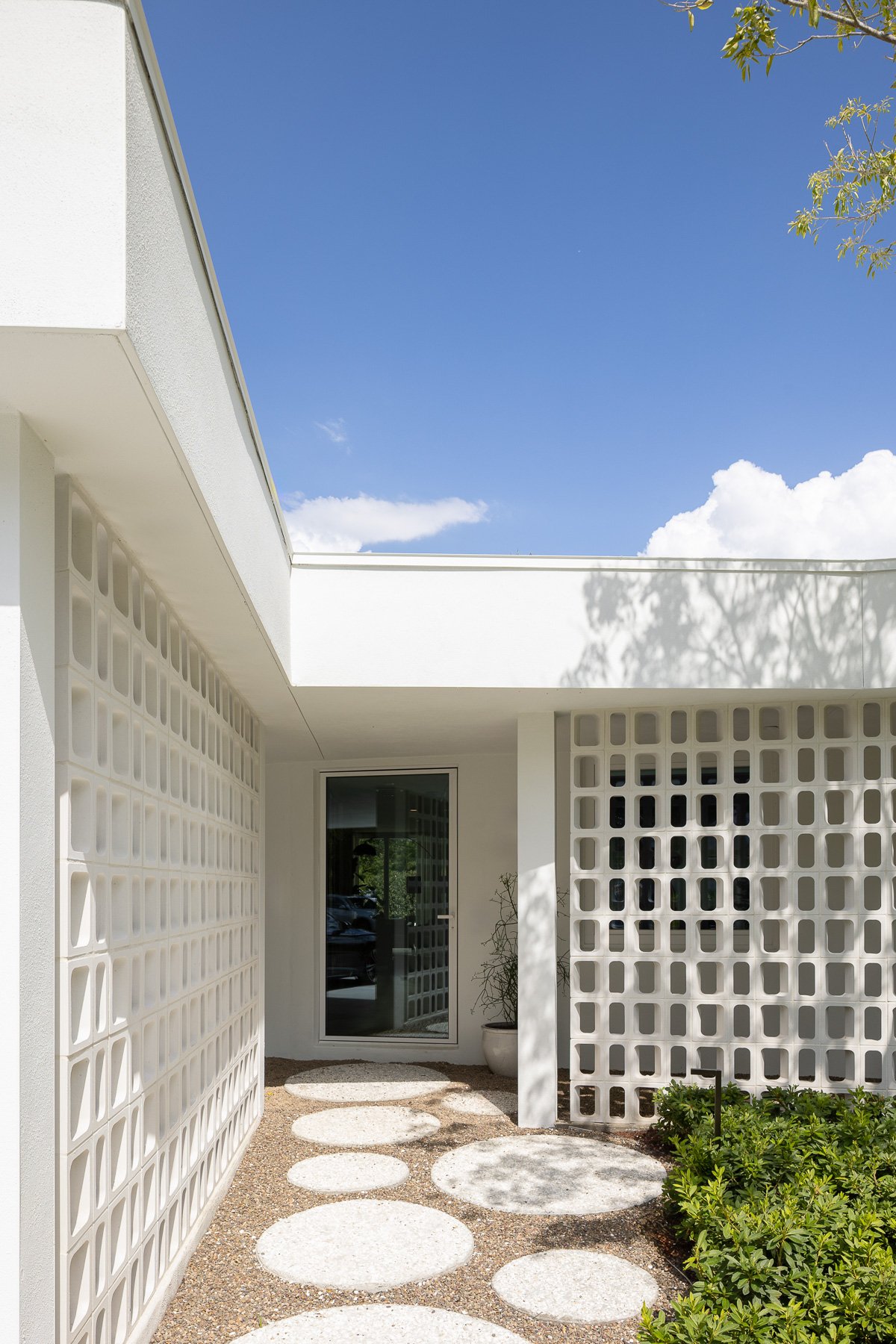 031 - 1500 Sunset Drive - Low Resolution.jpg