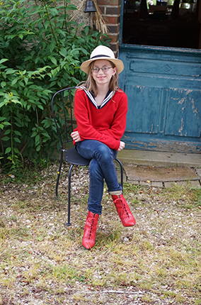 Audrey in Red Boots 8.png