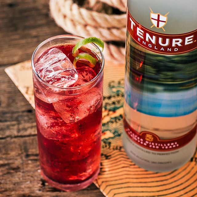 A Massachusetts mainstay: .
.
The Cape Codder.
1-&frac12; part #TenureEngland Vodka
3 parts cranberry juice
Lime peel for garnish
Build in a collins glass over ice.
#Tenure #Vodka #CocktailRecipe