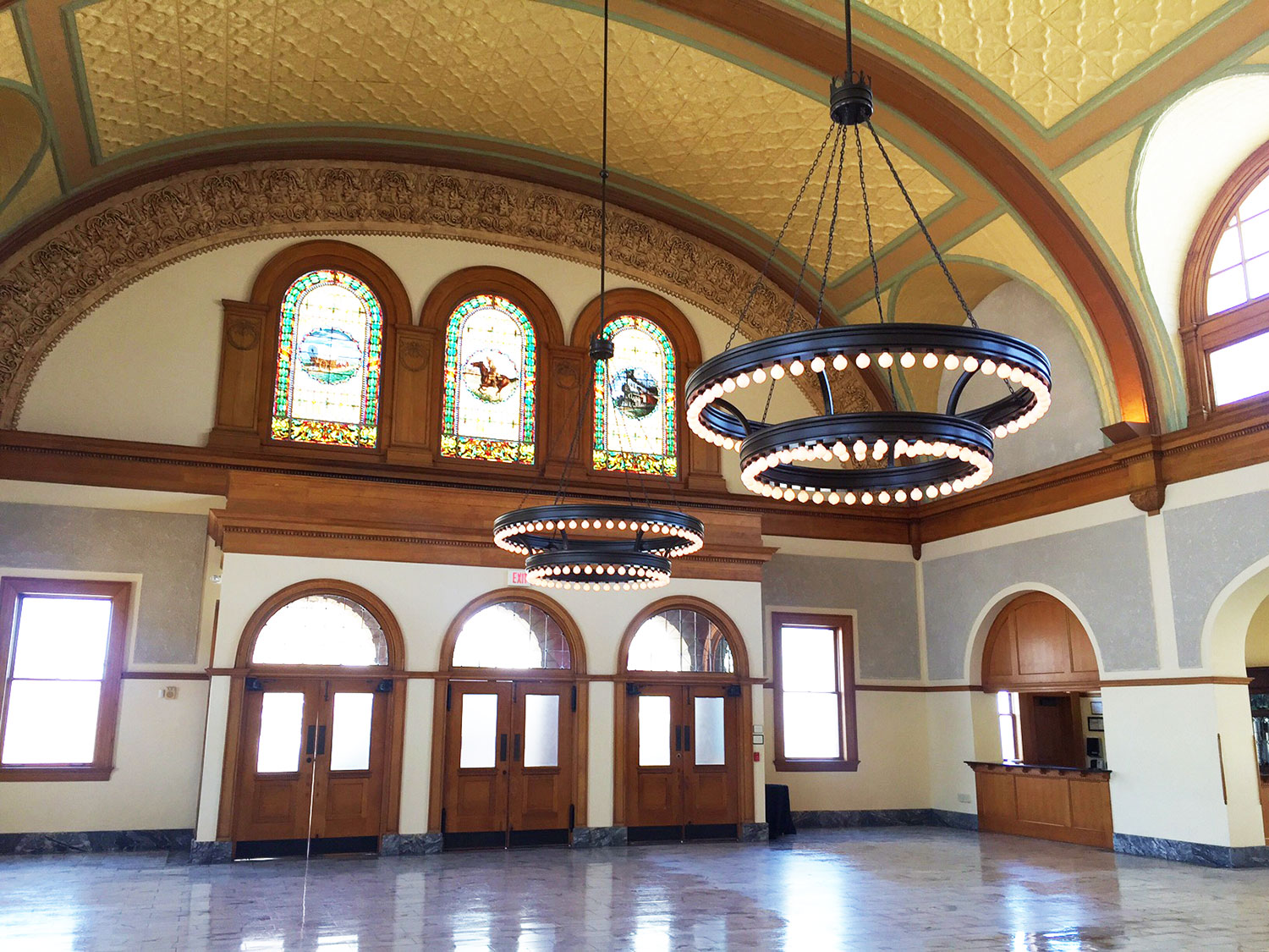 Fort worth wedding venue Ashton Depot grand ballroom and stained glass windows