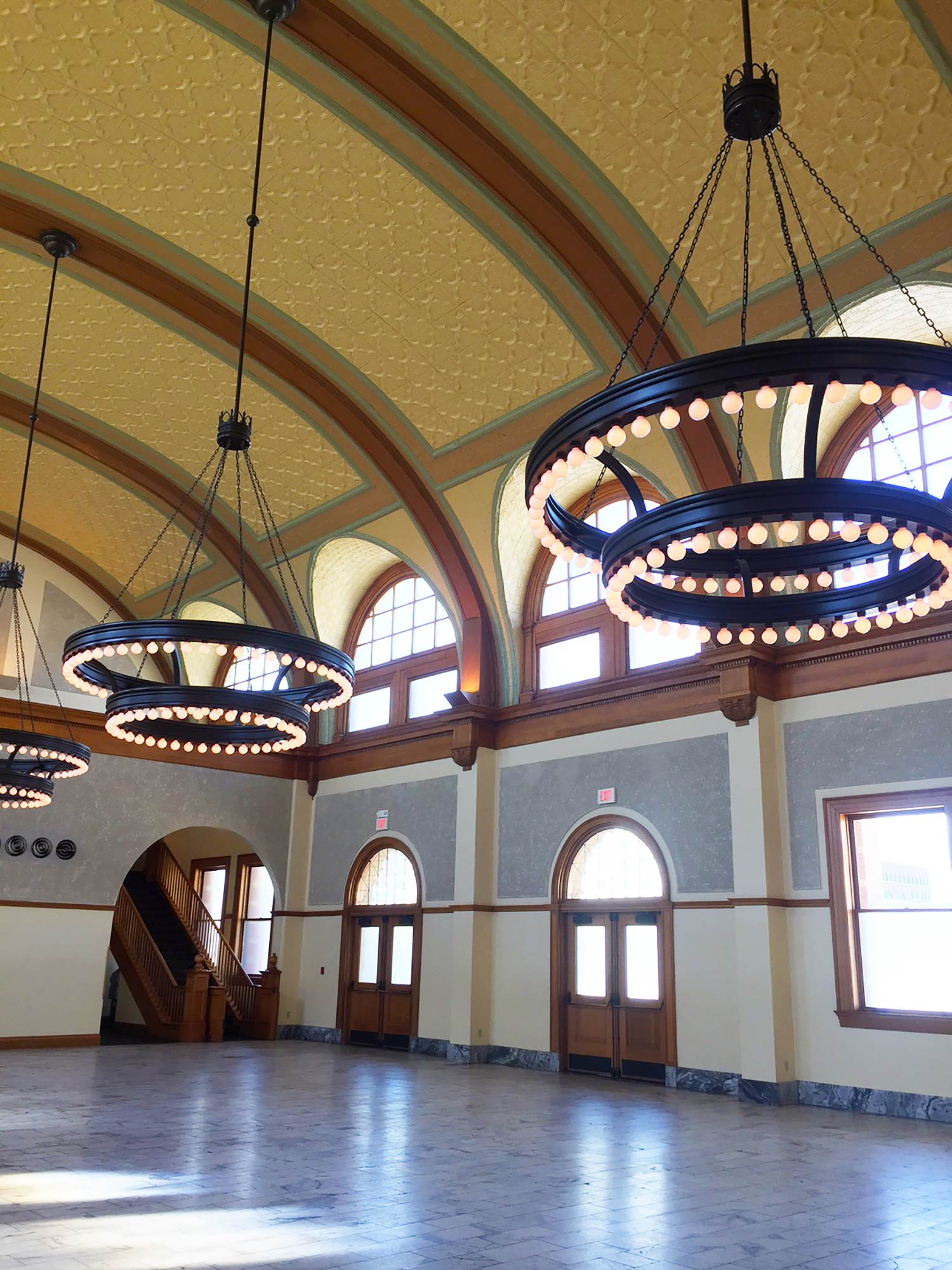 Fort worth wedding venue Ashton Depot large chandeliers