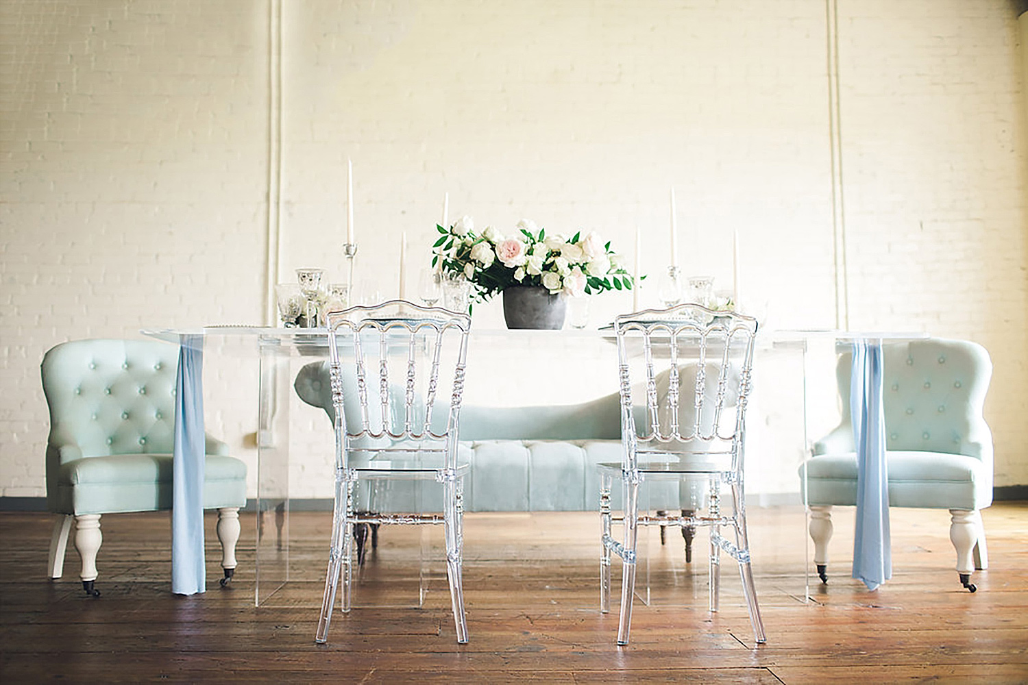 Table top feature with Bride of North Texas Southern Industrial acrylic table and dusty blue chairs
